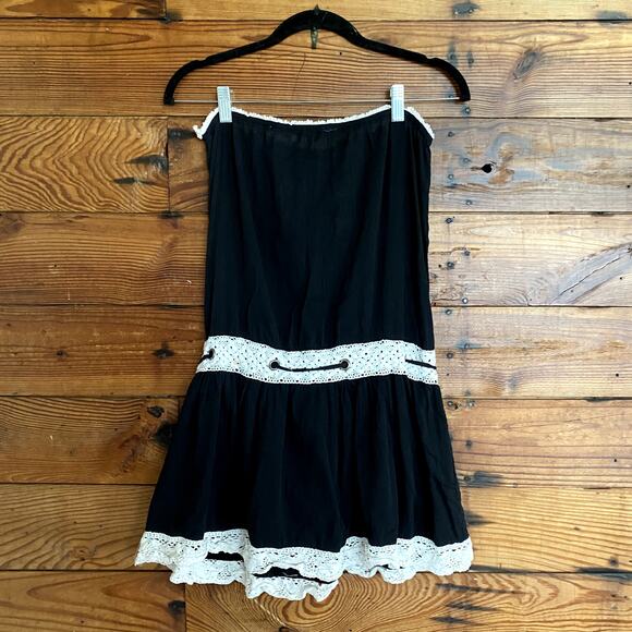 A'Gaci Black and Crochet tunic top size Large - Picture 6 of 6